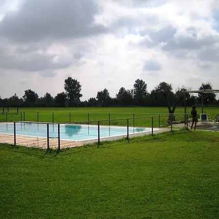 Farm stay Corte Carnevale Marmirolo (Mantua)